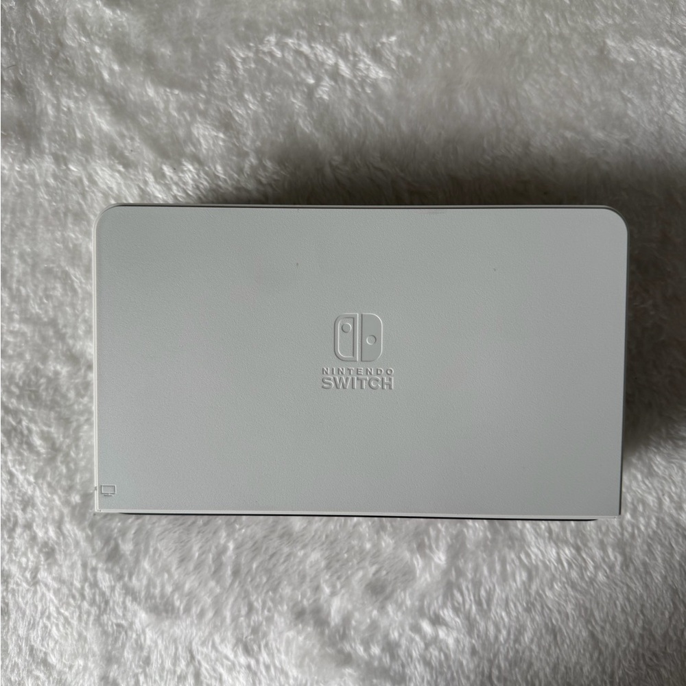 Nintendo OLED Switch Gen 1 - Picture 12 of 17